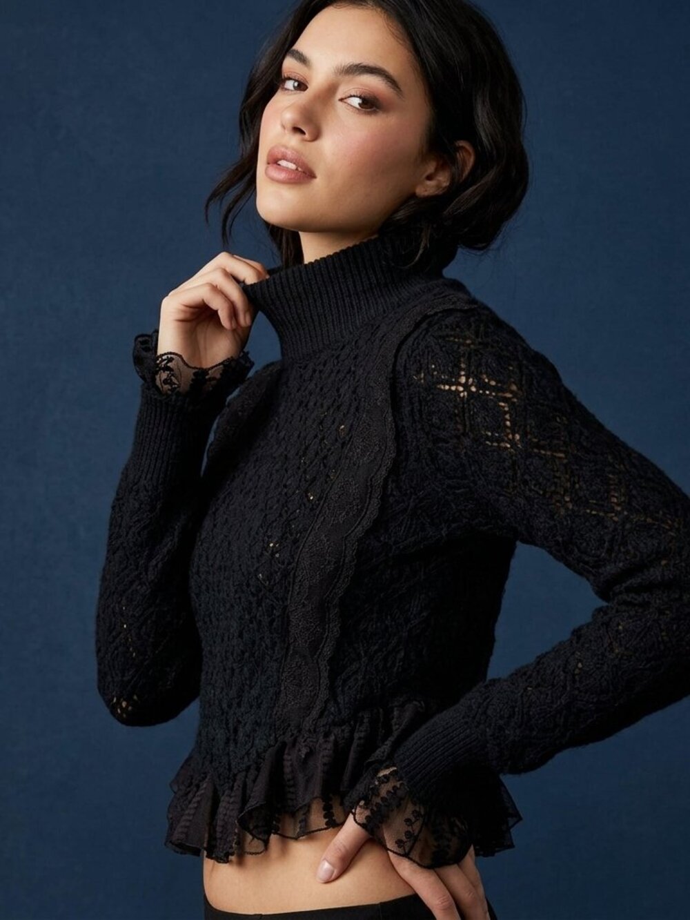 Zara Black Women's Cropped Lace Sweater